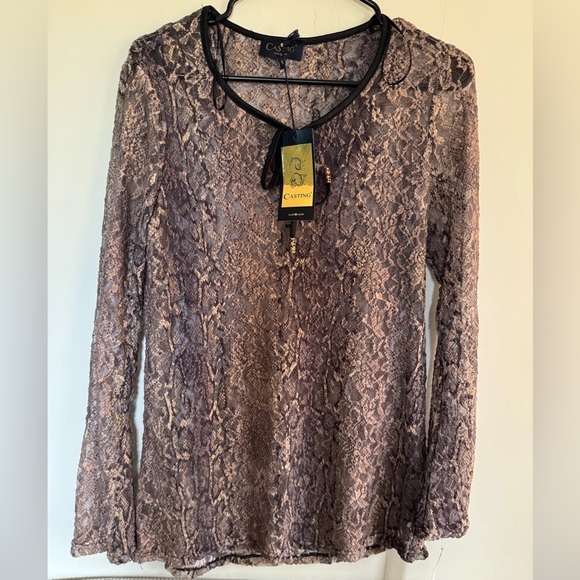 Casting Sheer lace Snakeskin flare sleeve top size 1( small) - Picture 1 of 9